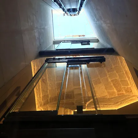 Sei Stelle Mama Hotel